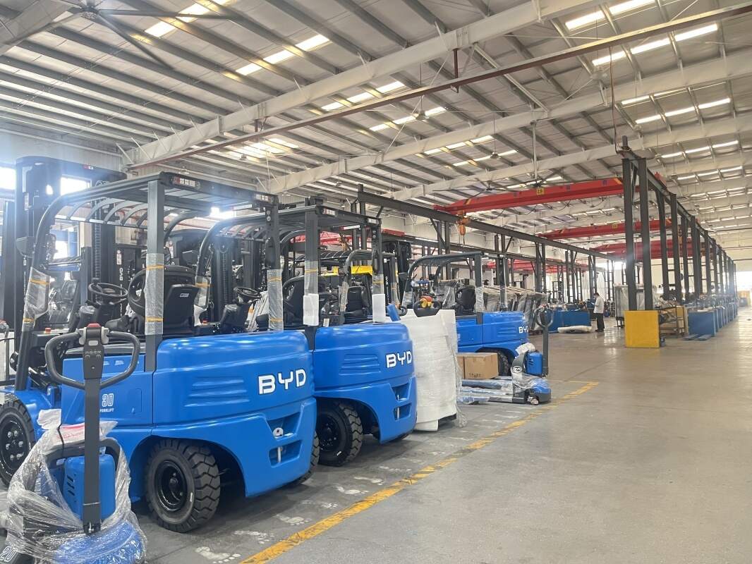 BYD Forklift Truck Automotive Industry Warehousing and Handling Solutions: Adapt to Lean Production and Create an Efficient Factory Logistics System(figure1)