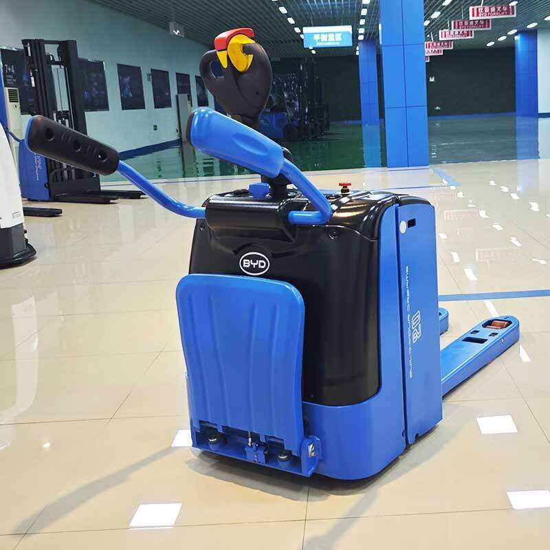 EC30-Pro Operator Experience: Controls, Comfort and Safety(الرقم1) EC30-Pro Operator Experience: Controls, Comfort and Safety(الرقم1)