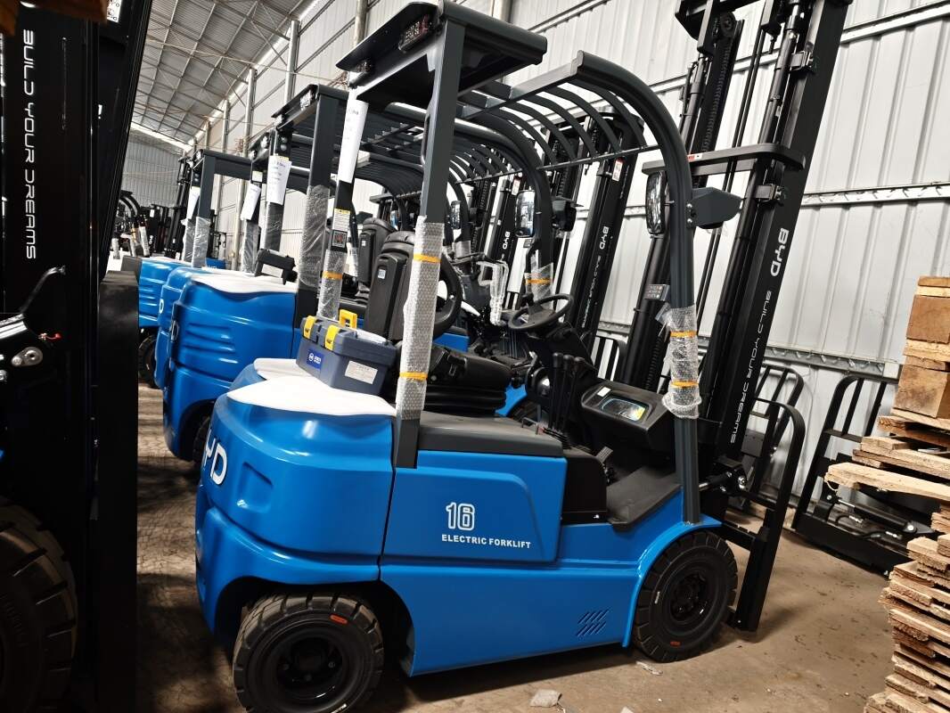 How to standardize electric forklift operator language and signals(figure1)