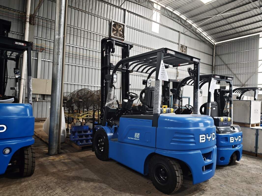 Innovations in electric forklift tire technology for warehouse floors(Figura1)