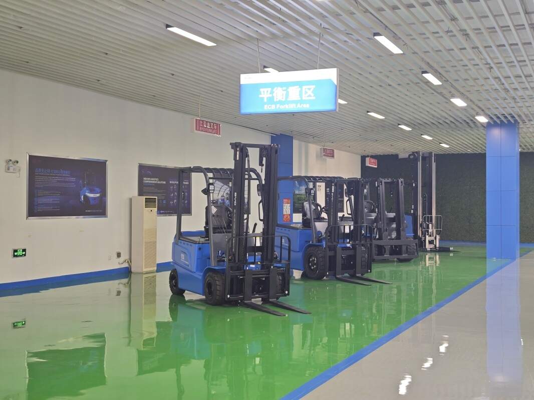 Electric forklift operator visibility protocols in high-rack zones(фигура1)