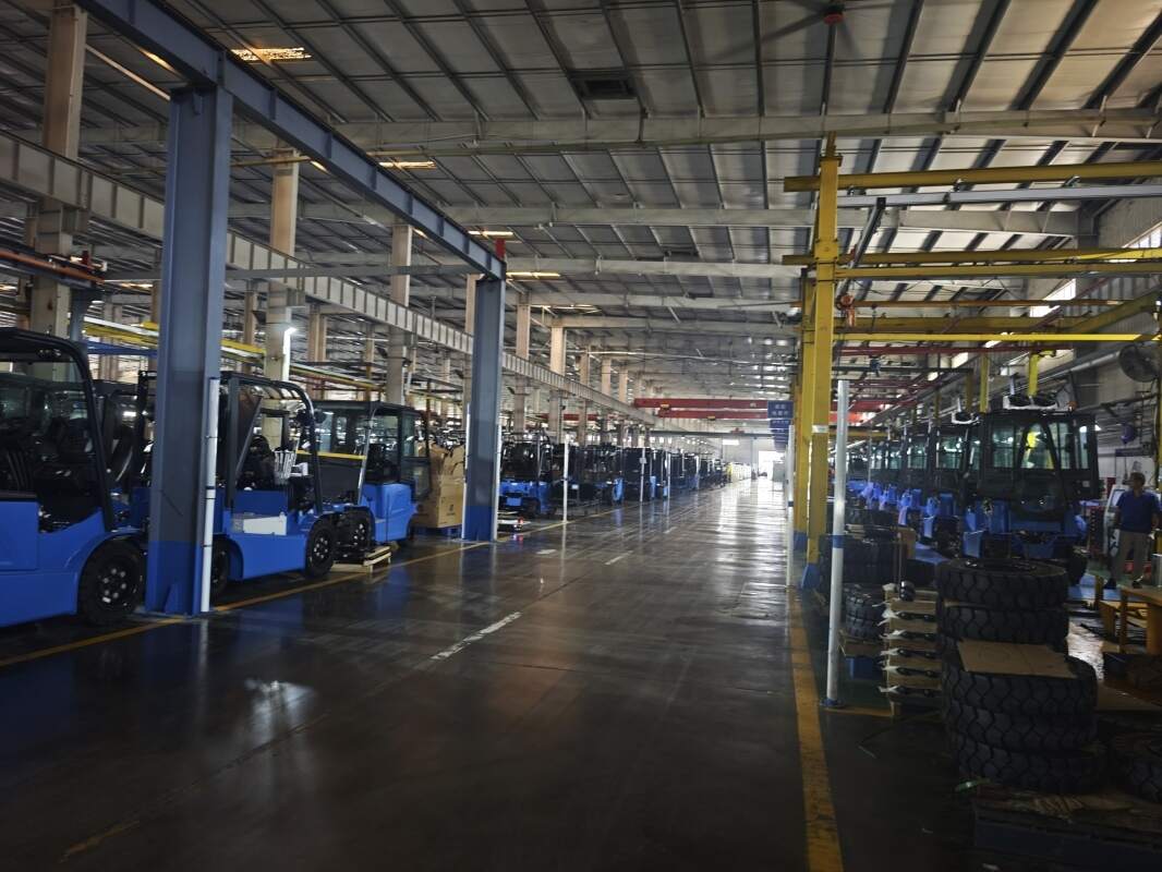 Parameter constraints on continuous working hours for light-spec electric pallet
