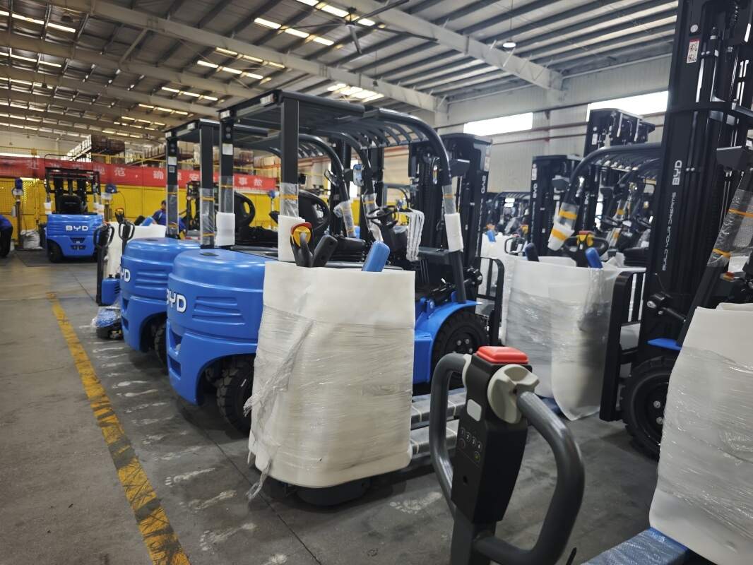 Operator Compartment Ergonomics: Seats, Pedals and Reach