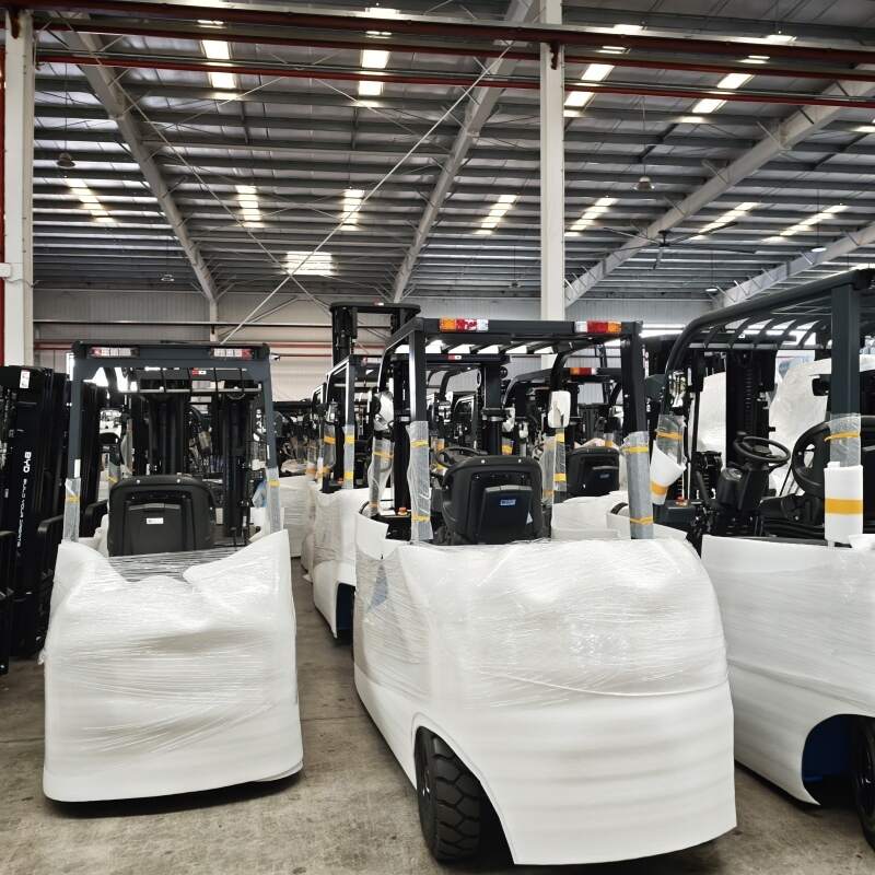 Key considerations for buyers looking for electric forklift solutions for narrow