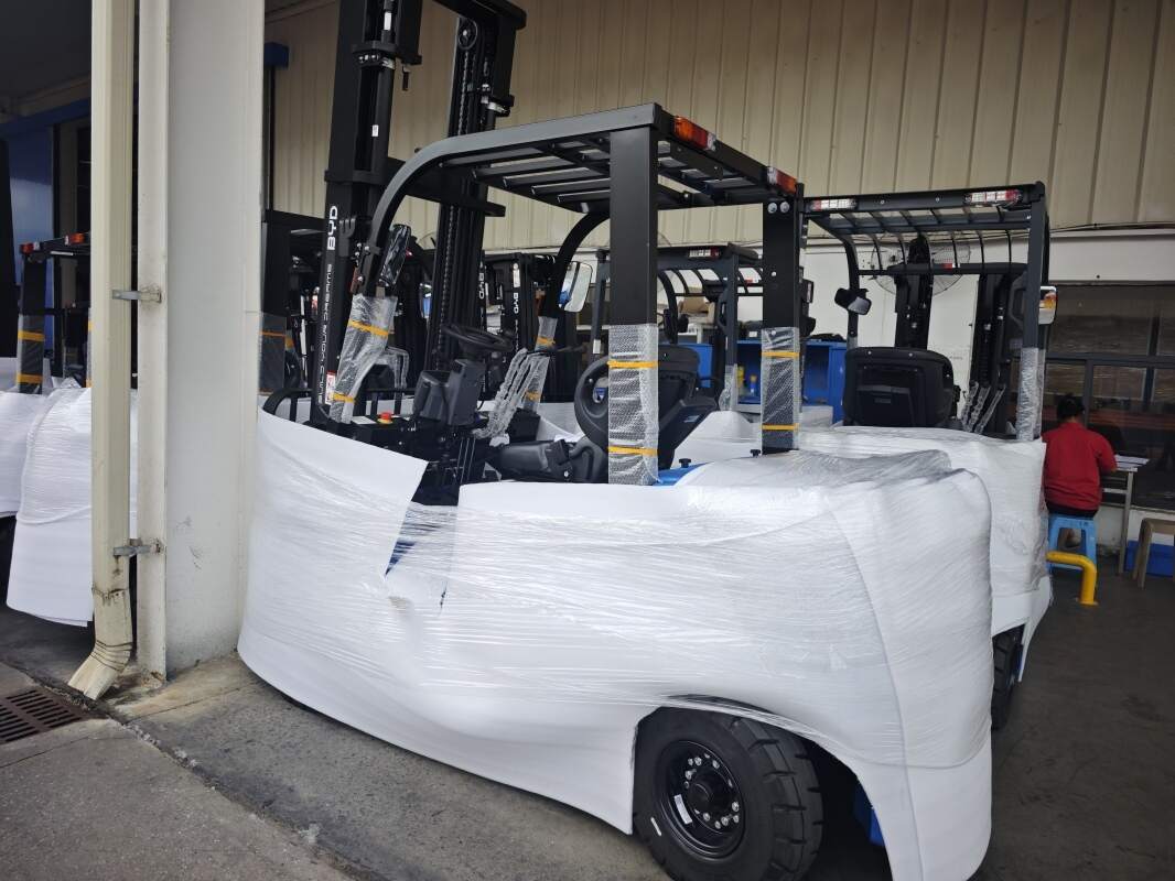 How to Choose an Electric Pallet Truck for Your Operation