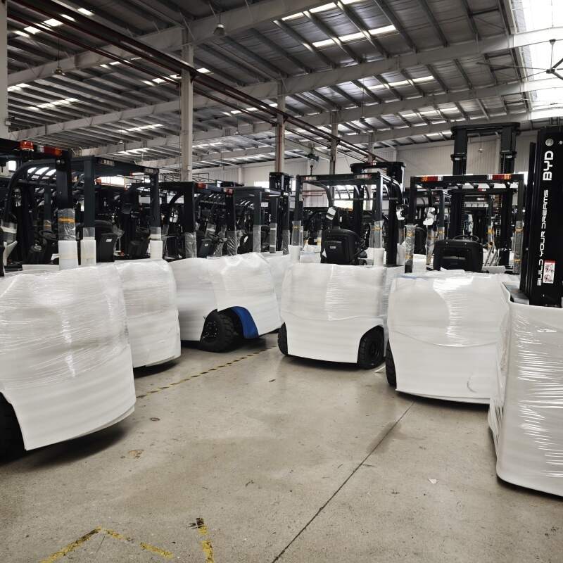 BYD forklift dairy industry storage and handling solutions: 