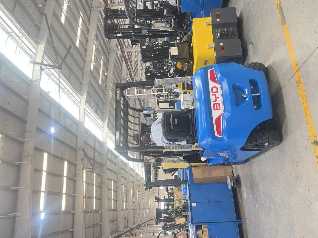 BYD lithium battery forklift case | Glass factory green inte